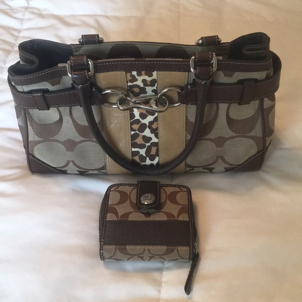 Coach Shoulder Bag with Wallet
